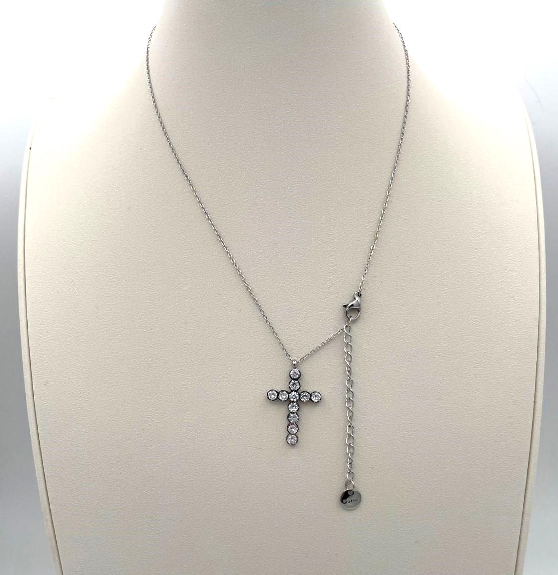 Collana in Acciaio Stainless con Croce e Pietre