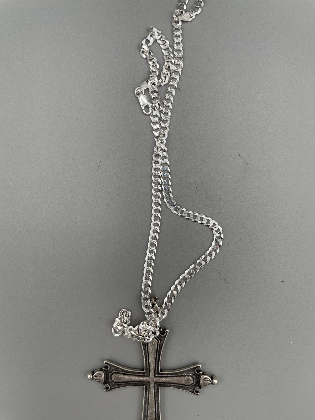Collana con crocifisso replica Papa Leone, finiture argentate e brunite