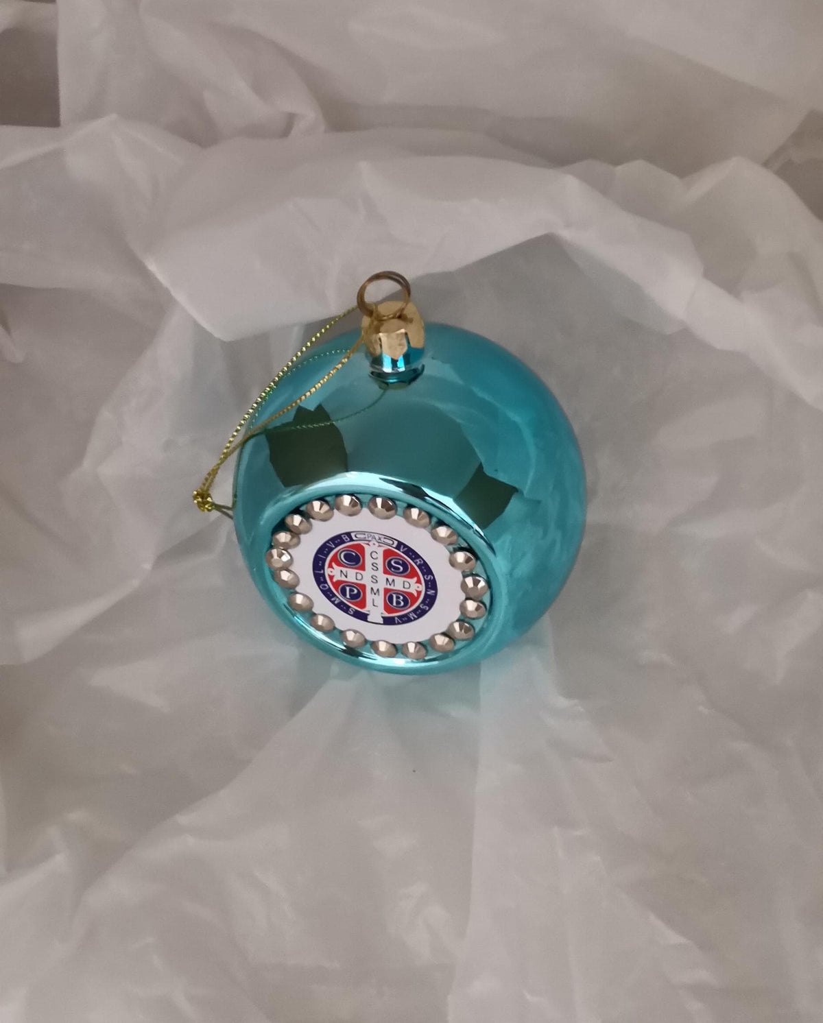 Pallina di Natale Blu Tiffany con Medaglia di San Benedetto