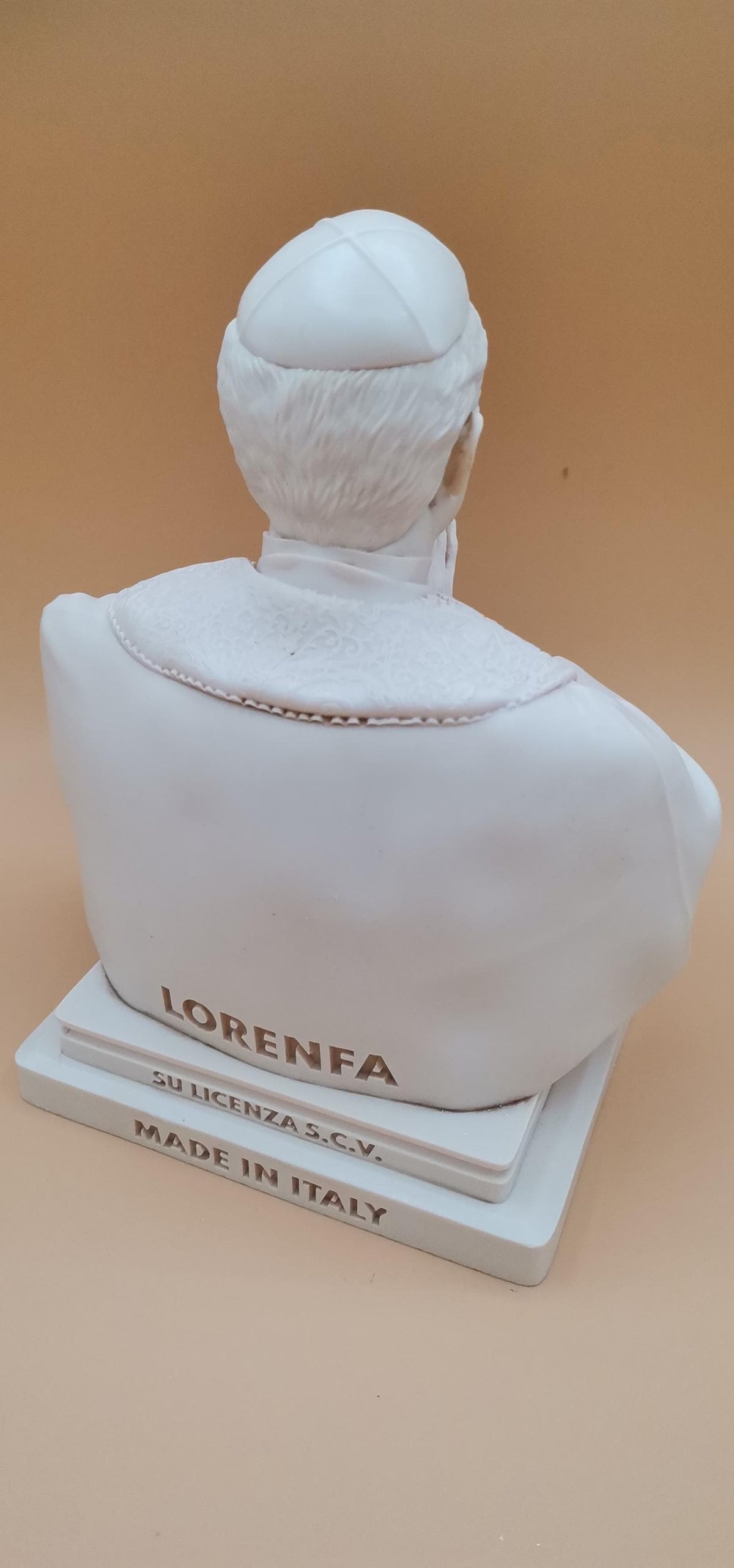 Busto Papa Leone XIV in Preghiera 22 cm – Statua Religiosa in Resina Avorio