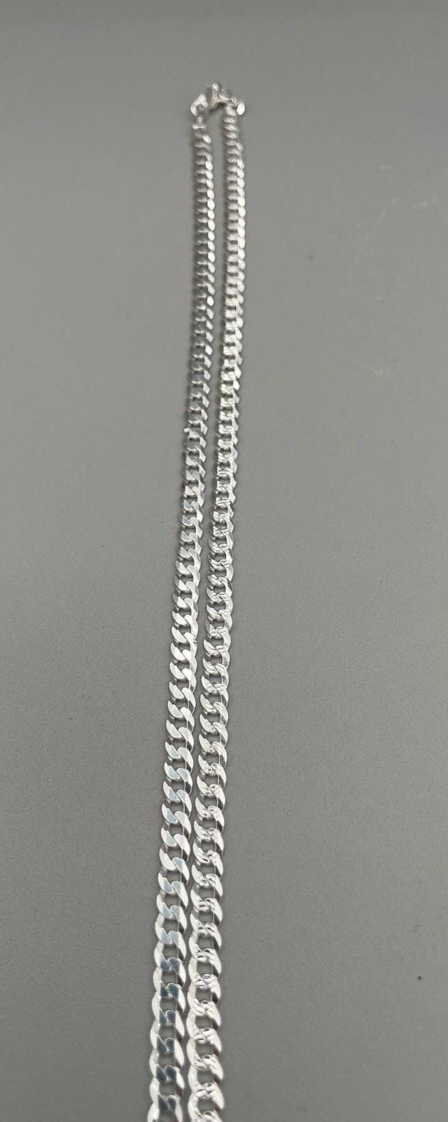 Catenina in argento 925 con replica della croce pettorale di Papa Leone XIV