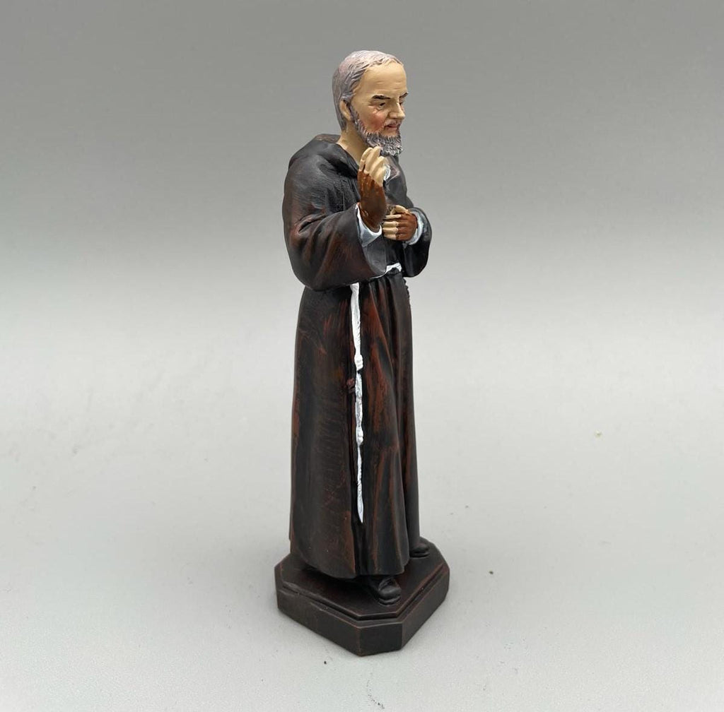 カラーレジン製 パドレ・ピオ像 – 12cm