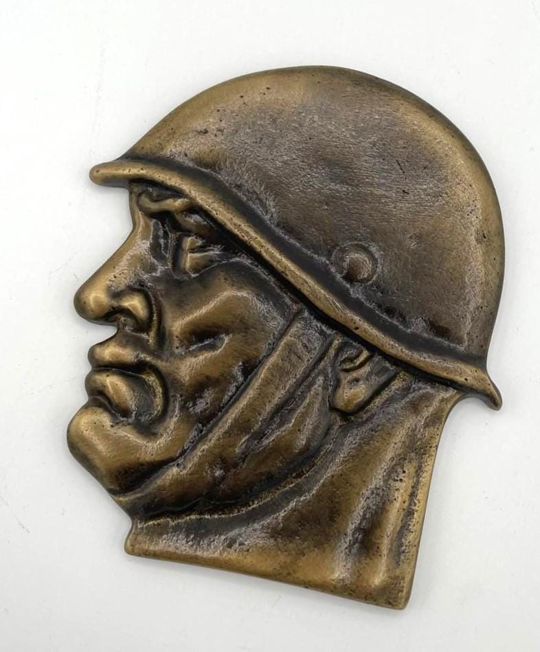 Bronze-Effect Metal Face of Benito Mussolini – 10x11 cm, Memorabilia