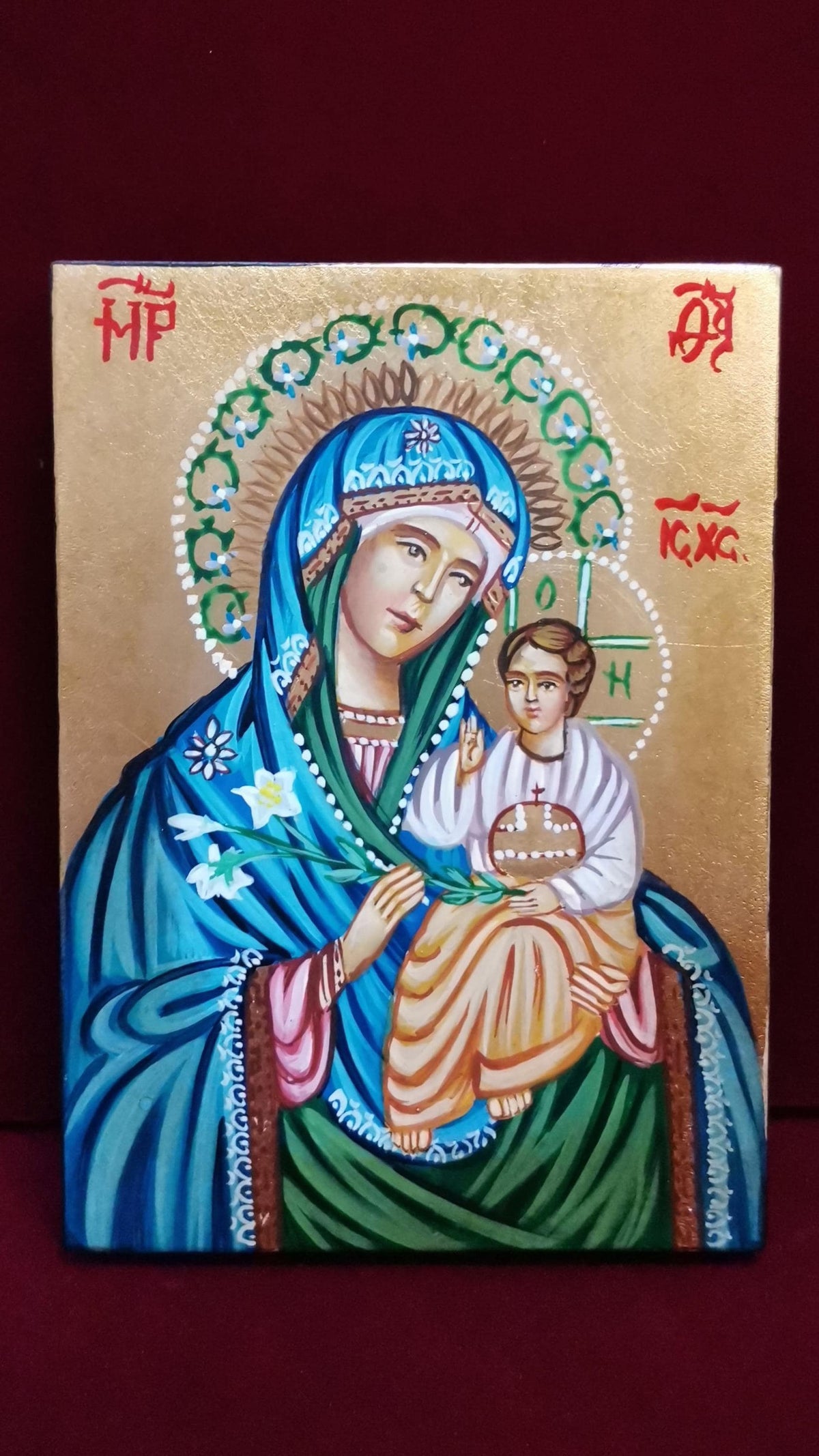 Madonna del Giglio con Gesù Bambino – Icona Sacra Dipinta a Mano