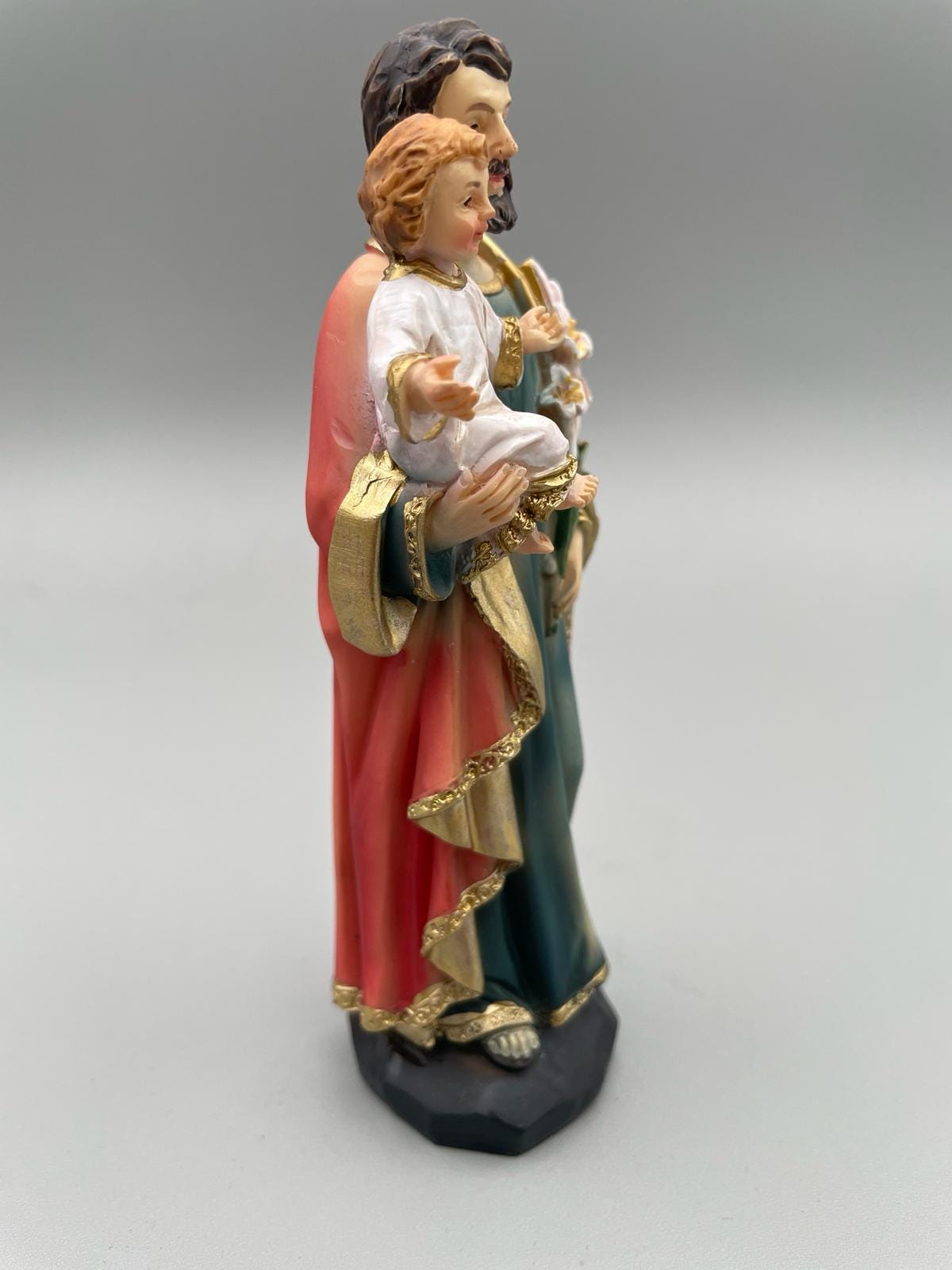 Statue Heiliger Josef mit Jesuskind aus bemaltem Kunstharz – 13 cm
