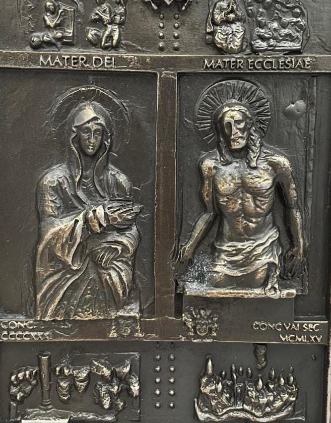 Holy Door Santa Maria Maggiore Jubilee 2025 – Bas-relief in Velvet Box