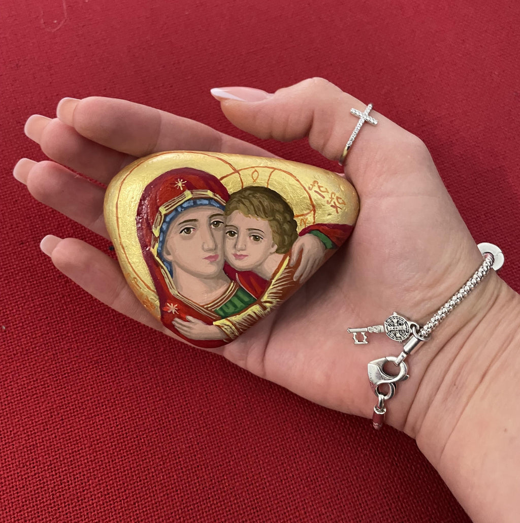 Icône sur pierre naturelle – Vierge à l'Enfant, peinte à la main