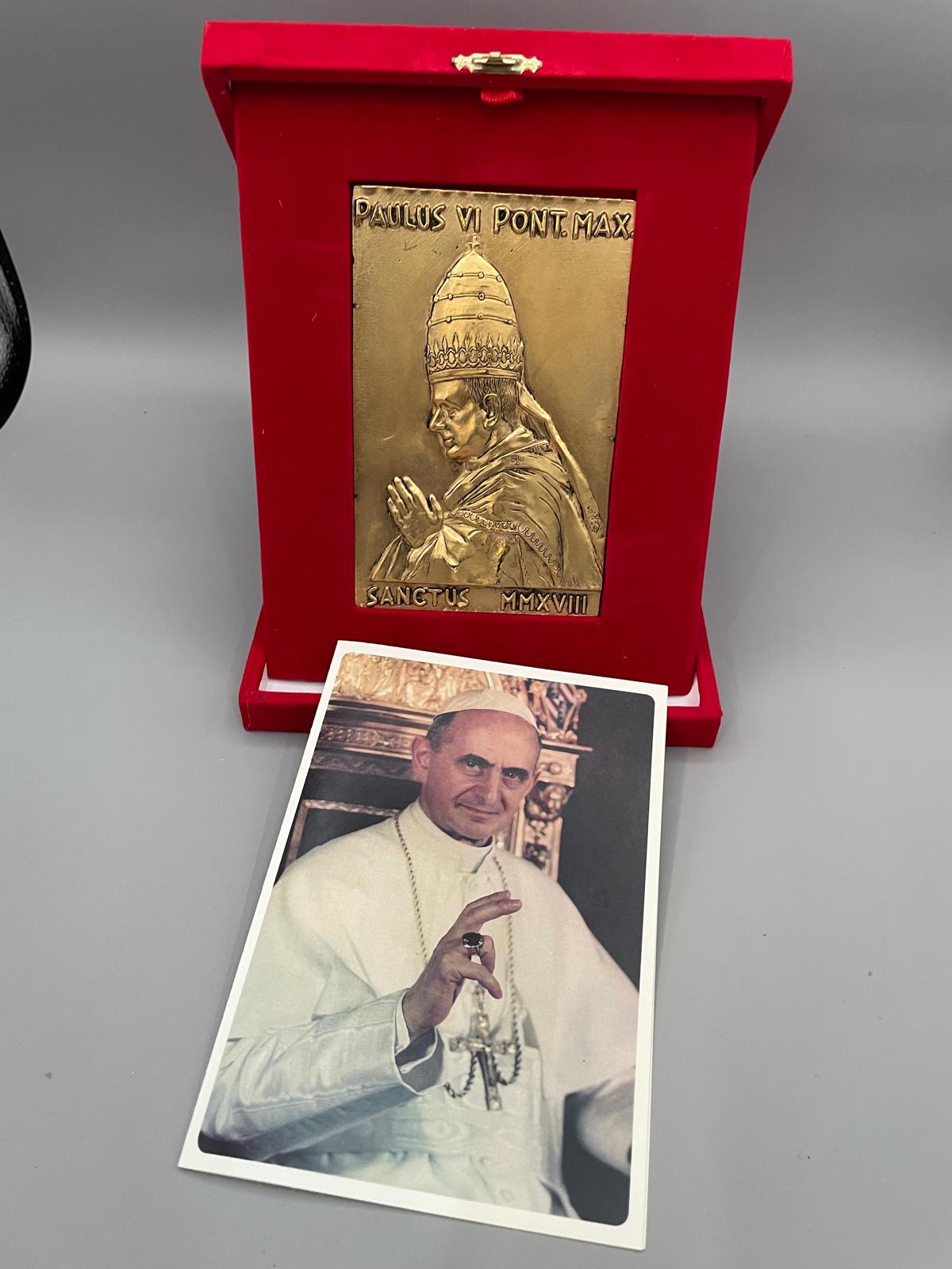 Gedenktafel Papst Paul VI. – Heiligsprechung 2018, goldene Plakette