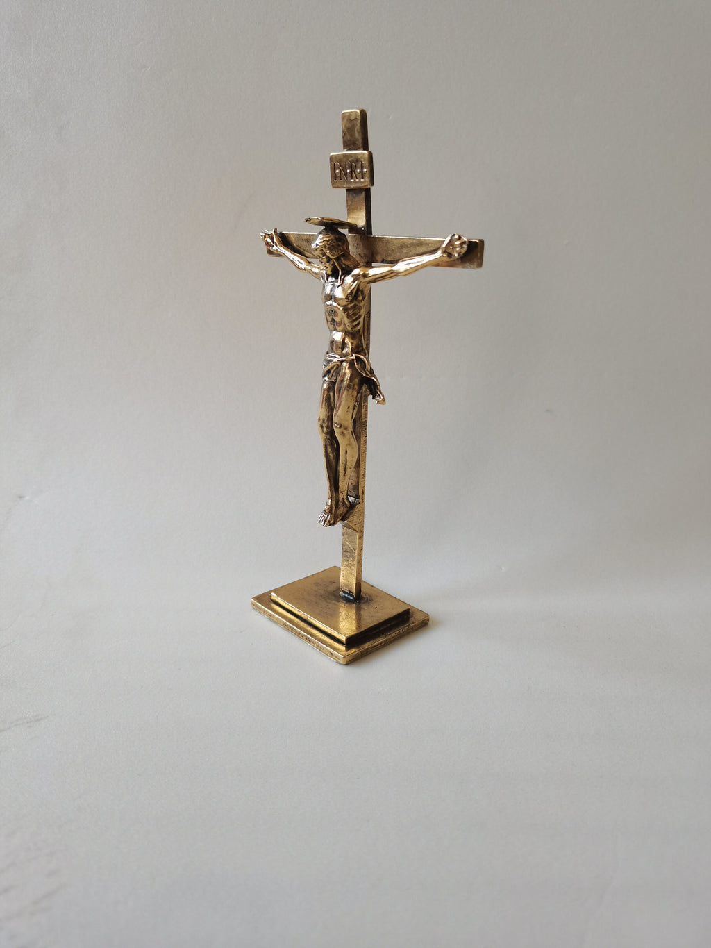 Crocifisso Donatello – Basilica di Sant'Antonio, Padova – ottone dorato, h 16 cm