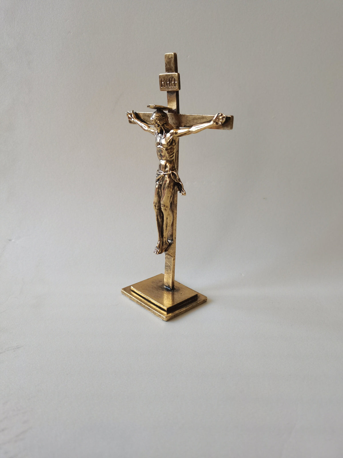 Crocifisso Donatello – Basilica di Sant'Antonio, Padova – ottone dorato, h 16 cm