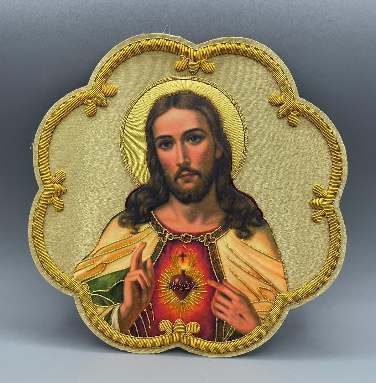 Icona Sacro Cuore di Gesù Ricamata a Mano in Filo Oro 21x21 cm