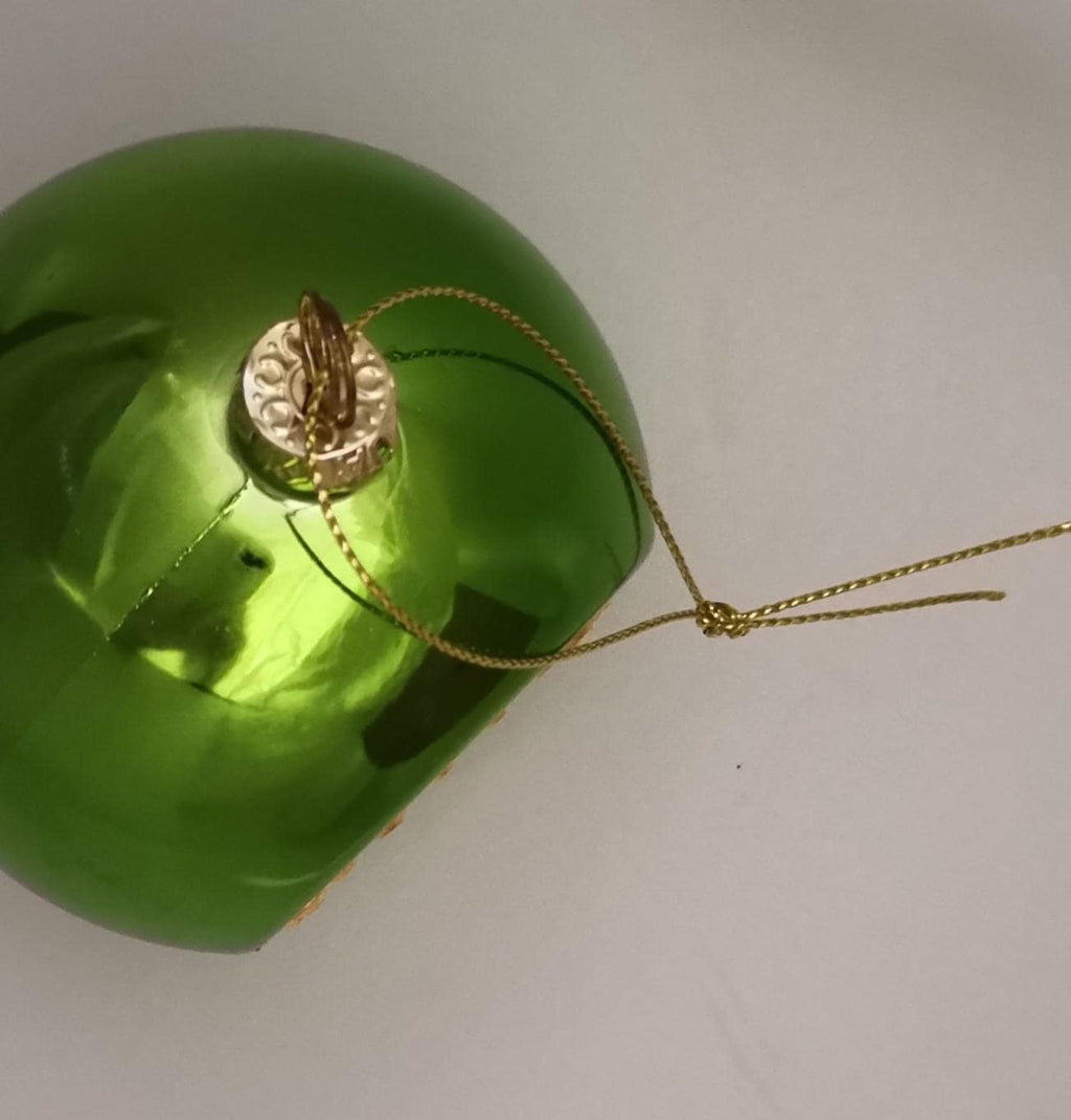 Pallina di Natale Verde con Medaglia di San Benedetto