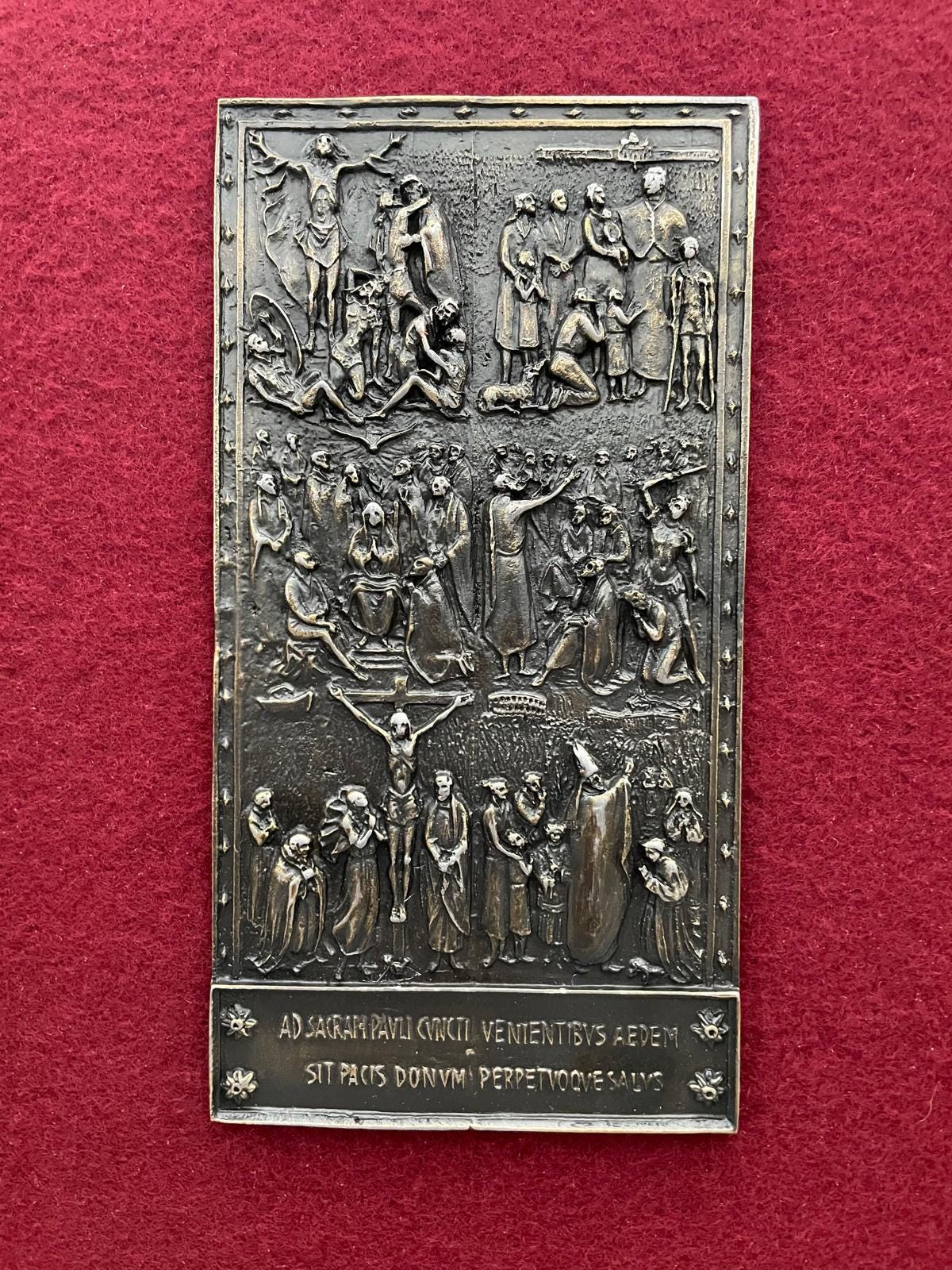 Relief-Plakette Heilige Pforte Basilika Sankt Paul (0667 C)
