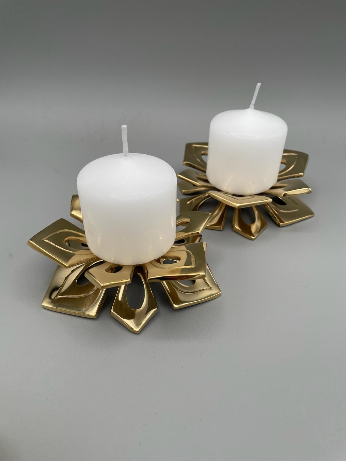Vintage Gold Flower Candle Holder Set