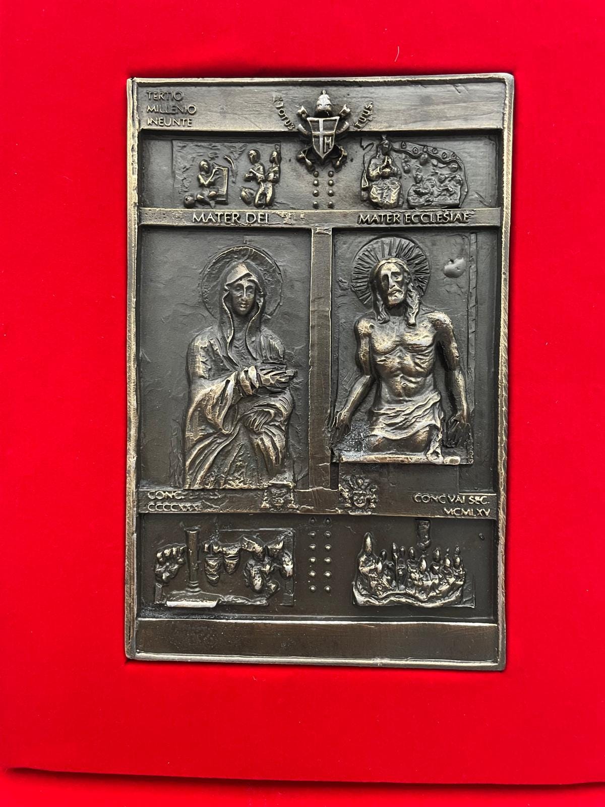 Holy Door Santa Maria Maggiore Jubilee 2025 – Bas-relief in Velvet Box