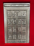 Porte Sainte Saint-Pierre Jubilé 2025 – Plaque Argentée en Coffret 9x14 cm
