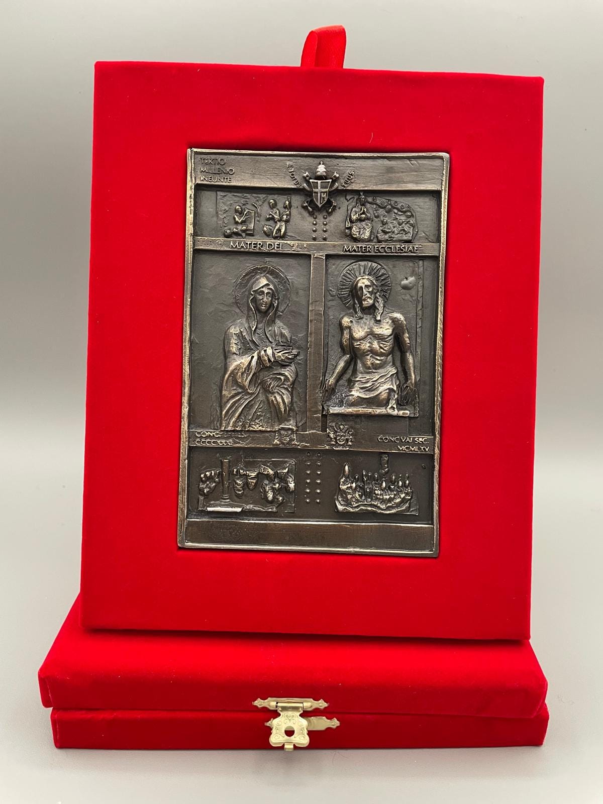 Holy Door Santa Maria Maggiore Jubilee 2025 – Bas-relief in Velvet Box