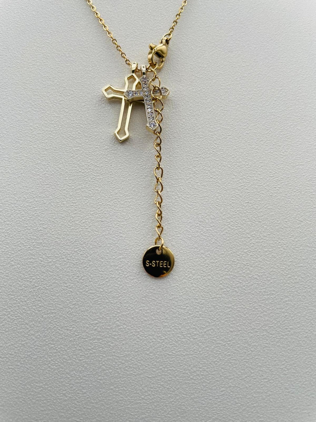 Collana color oro con doppia croce – cod. CAC-003