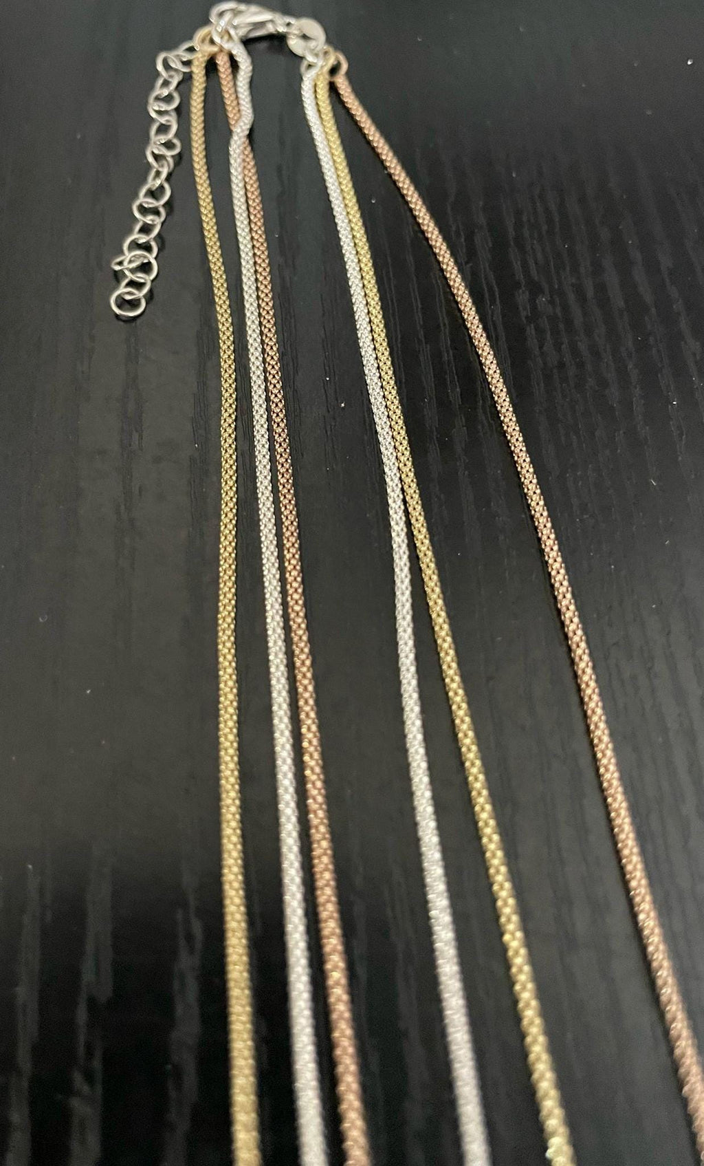 Catenina a tre colori: argento, dorato e oro rosso – 45 cm