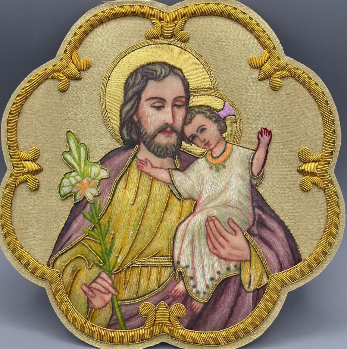 Icona San Giuseppe e Gesù Bambino con Giglio Ricamata in Filo Oro 21x21 cm