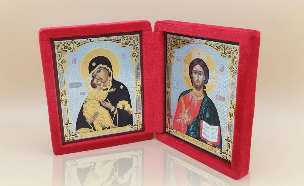 Dittico da viaggio Cristo Pantocratore e Madonna della Tenerezza in velluto rosso