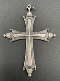 Croix pectorale du pape Léon XIV en argent ancien – 8 x 6 cm – 15 g