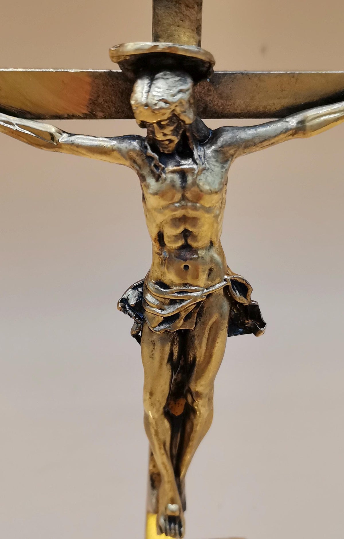 Crocifisso Donatello – Basilica di Sant'Antonio, Padova – ottone dorato, h 16 cm