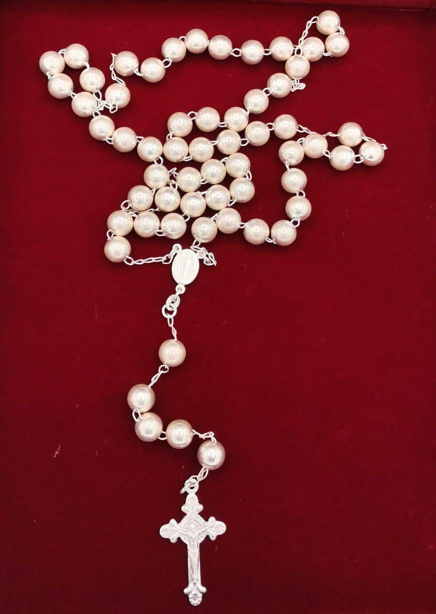 Rosario con Perle Bianche e Catena in Argento 925