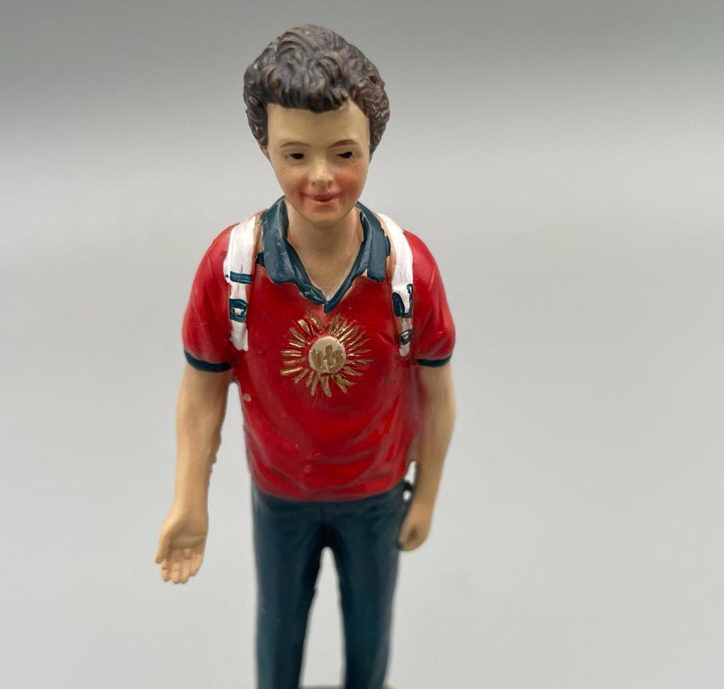 カルロ・アクティス像（手塗り樹脂製） – 12.5cm