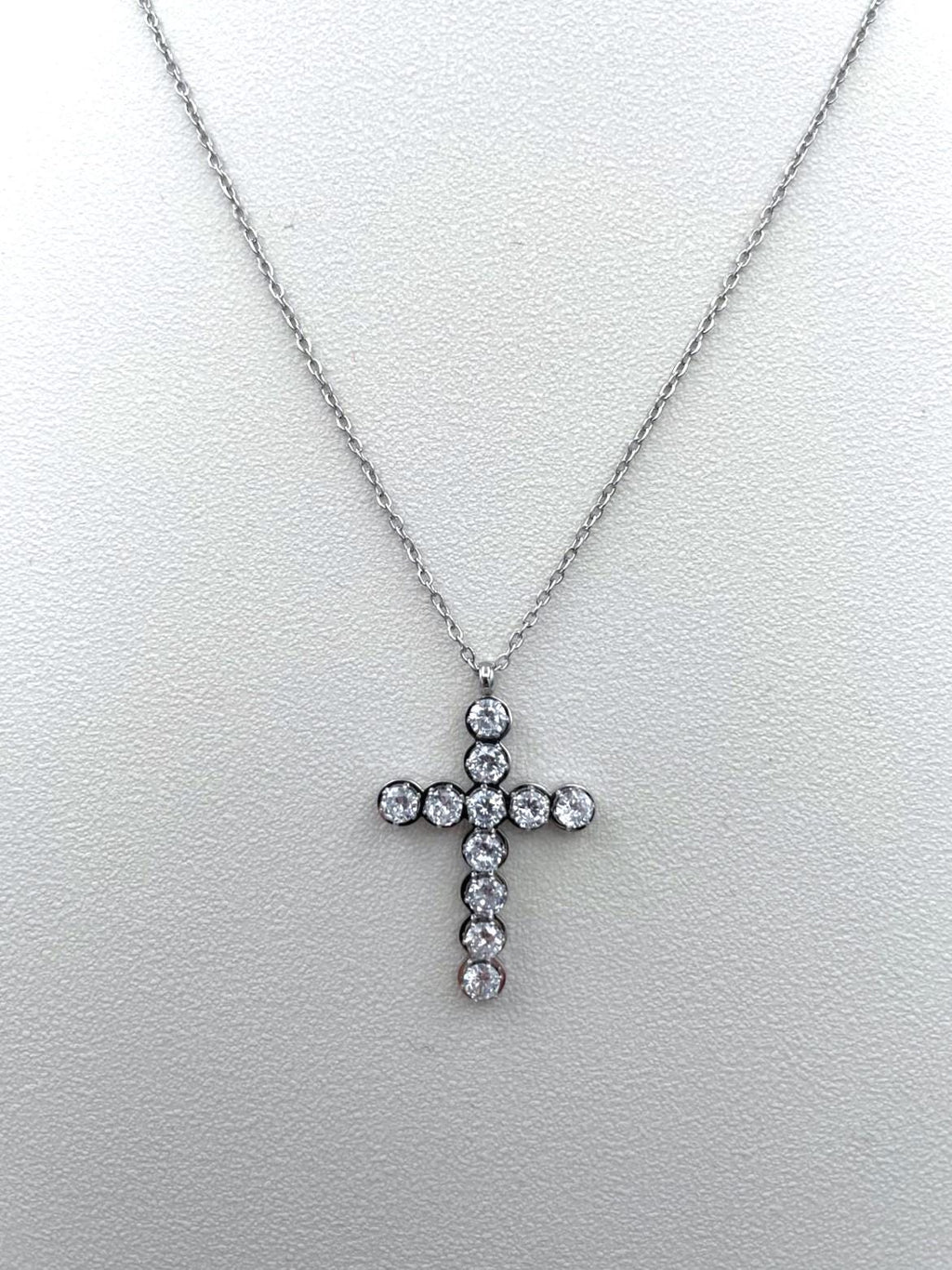 Collana in Acciaio Stainless con Croce e Pietre