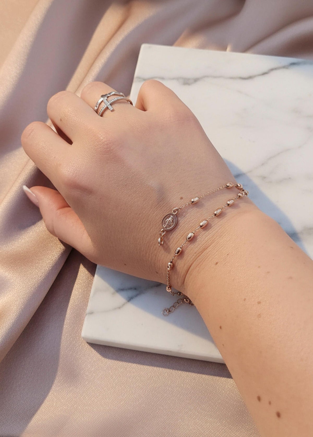 Bracciale Rosario della Madonna Miracolosa in Argento Dorato – 20 cm