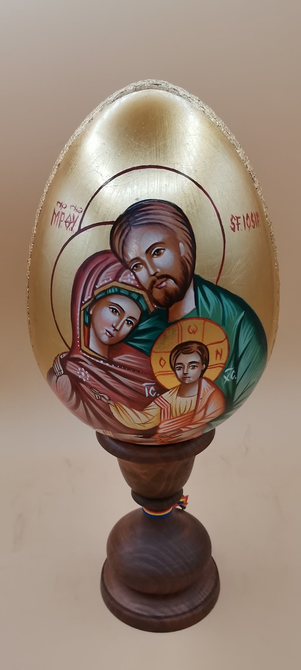 Sacred Egg-Shaped Wooden Icon with Holy Family – Hand-Painted, H 28 cm