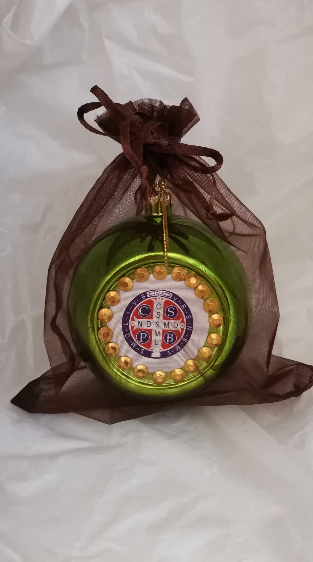 Pallina di Natale Verde con Medaglia di San Benedetto