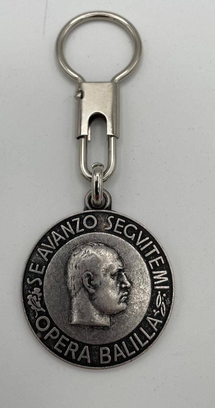 Portachiavi Vintage con Medaglia – Volto Stile Storico, Metallo Argentato 10 cm
