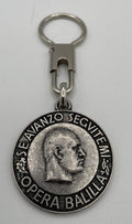 Portachiavi Vintage con Medaglia – Volto Stile Storico, Metallo Argentato 10 cm