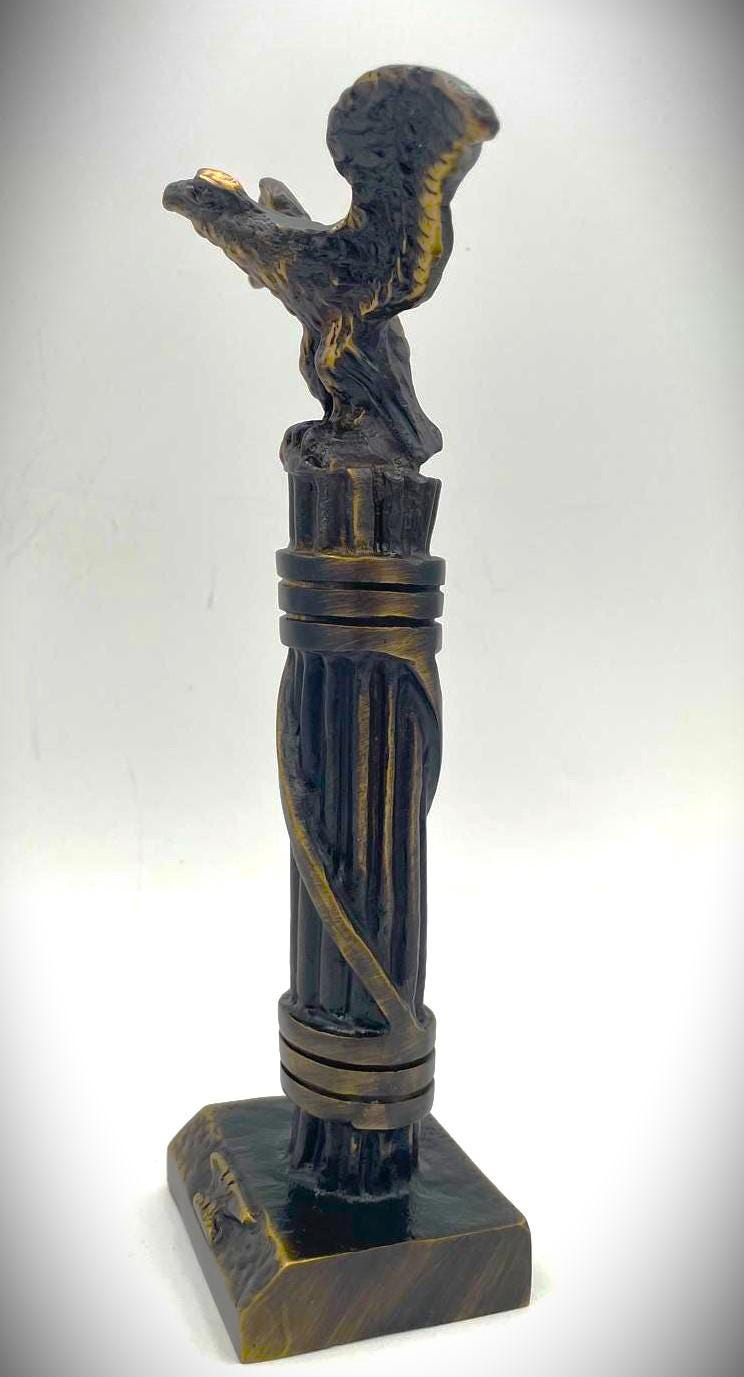 Bronze-Effect Metal Sculpture – Eagle on Stylized Fasces with Axe, 20 cm
