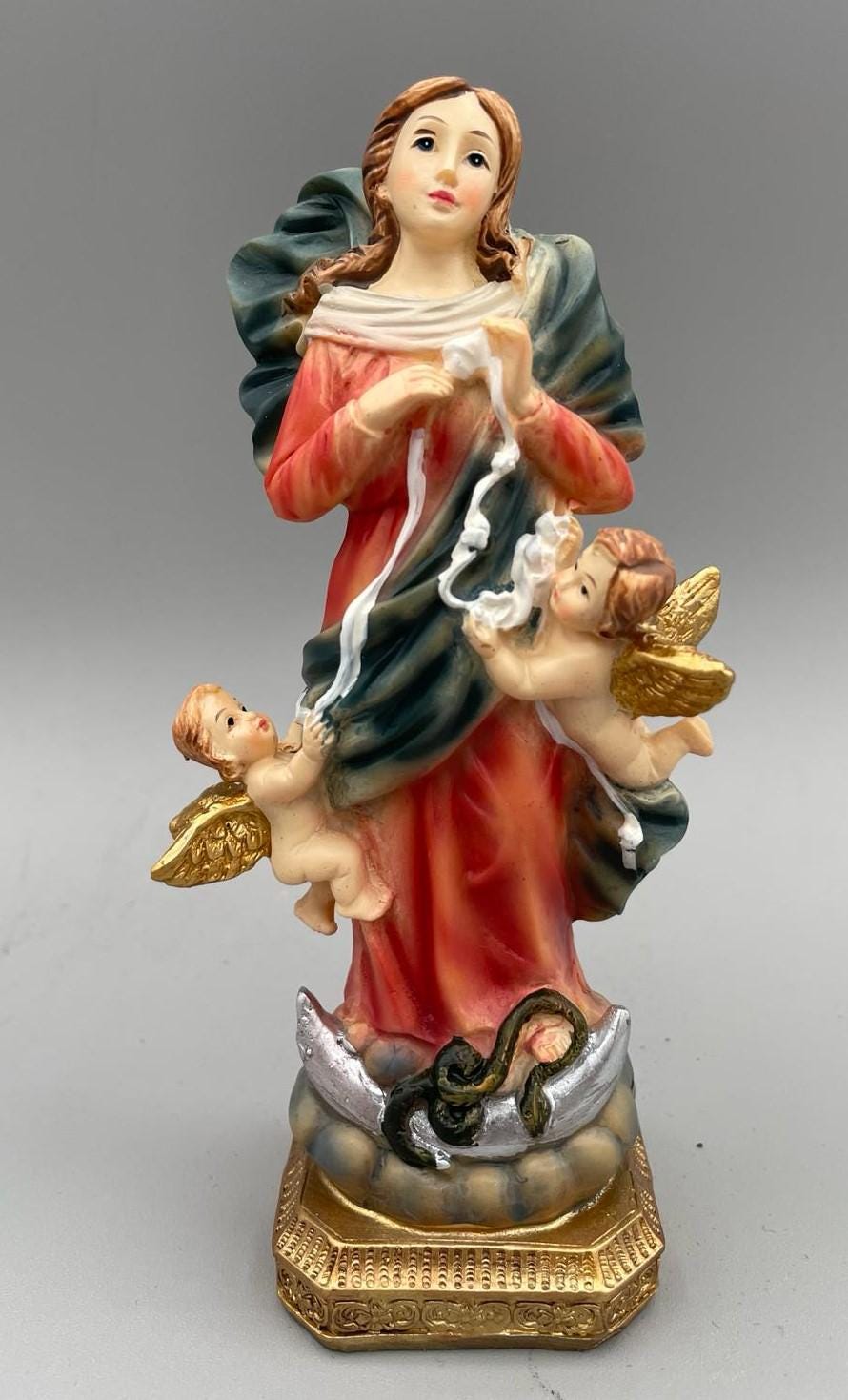 Statue de Marie qui défait les nœuds