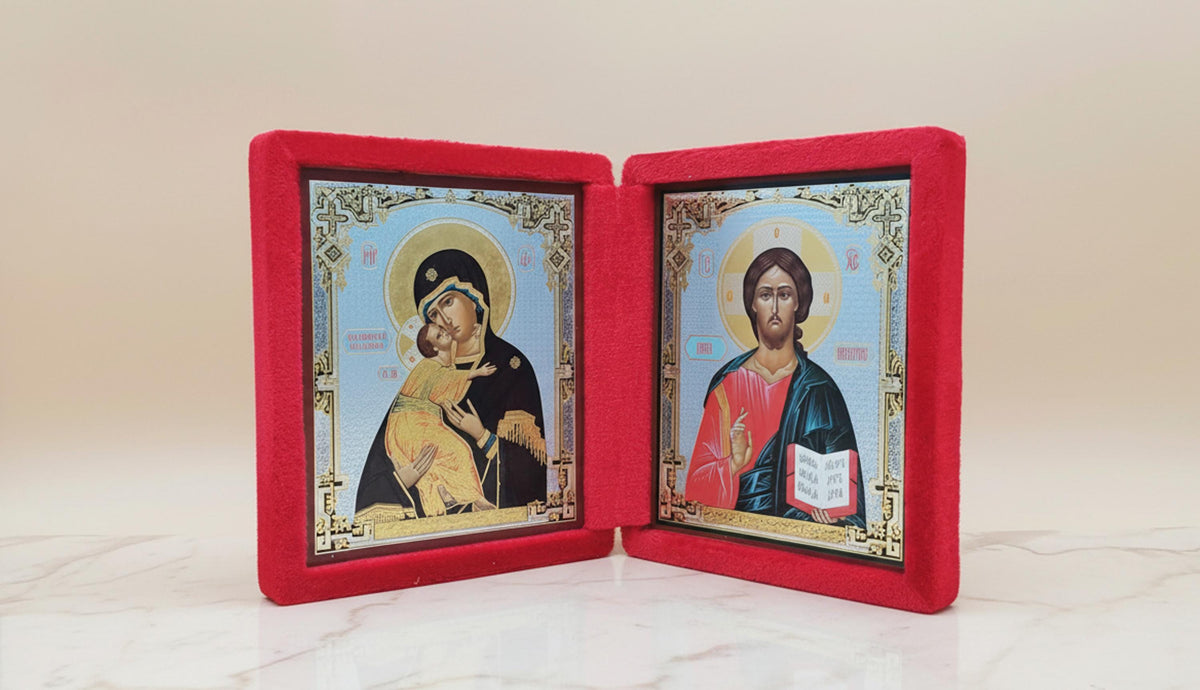 Dittico da viaggio Cristo Pantocratore e Madonna della Tenerezza in velluto rosso