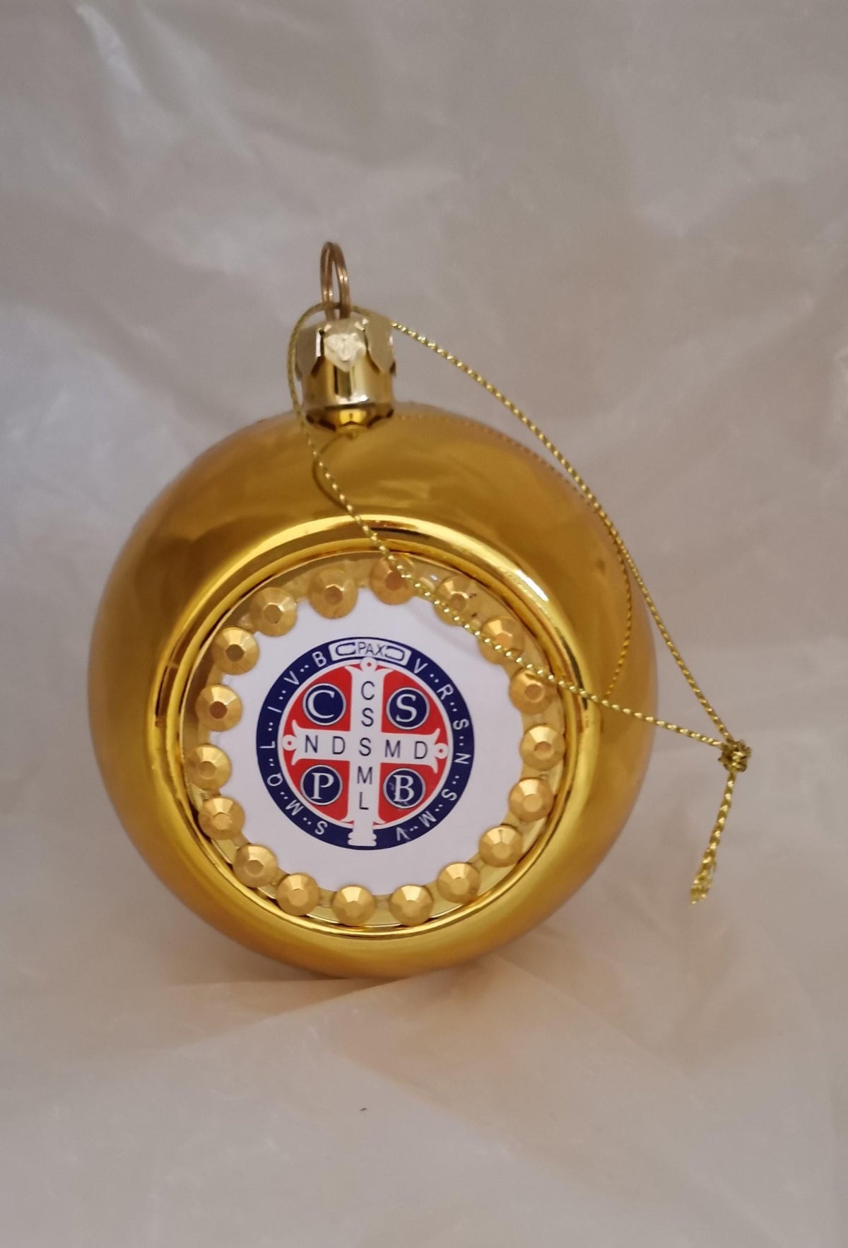 Pallina di Natale Oro con Medaglia di San Benedetto