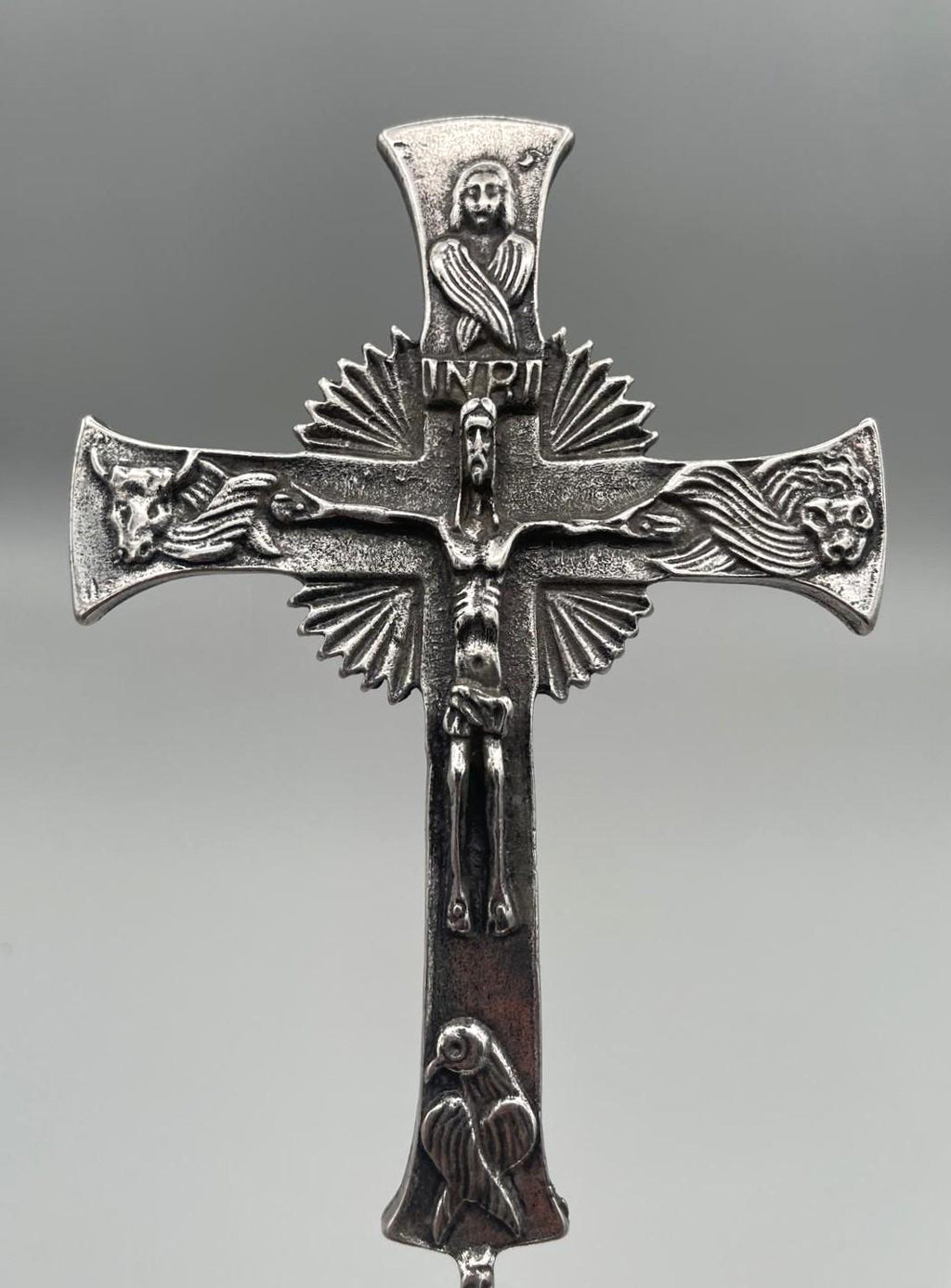 Croix itinérante avec sphère, finition bain d'argent – réf. DBK203PB