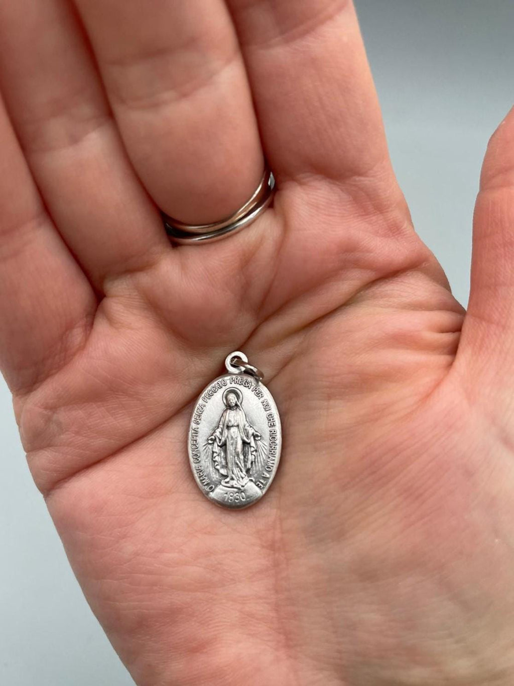 Medaglia Madonna Miracolosa 16 mm in Ottone Argentato – 5018/16OA