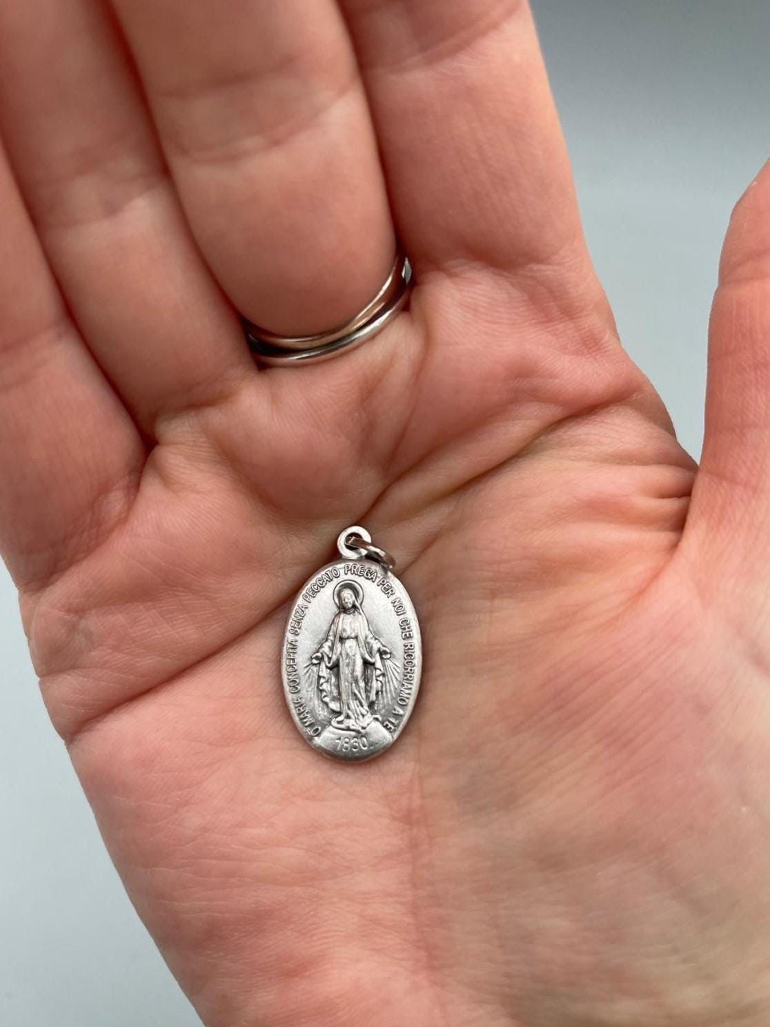 Medaglia Madonna Miracolosa 16 mm in Ottone Argentato – 5018/16OA