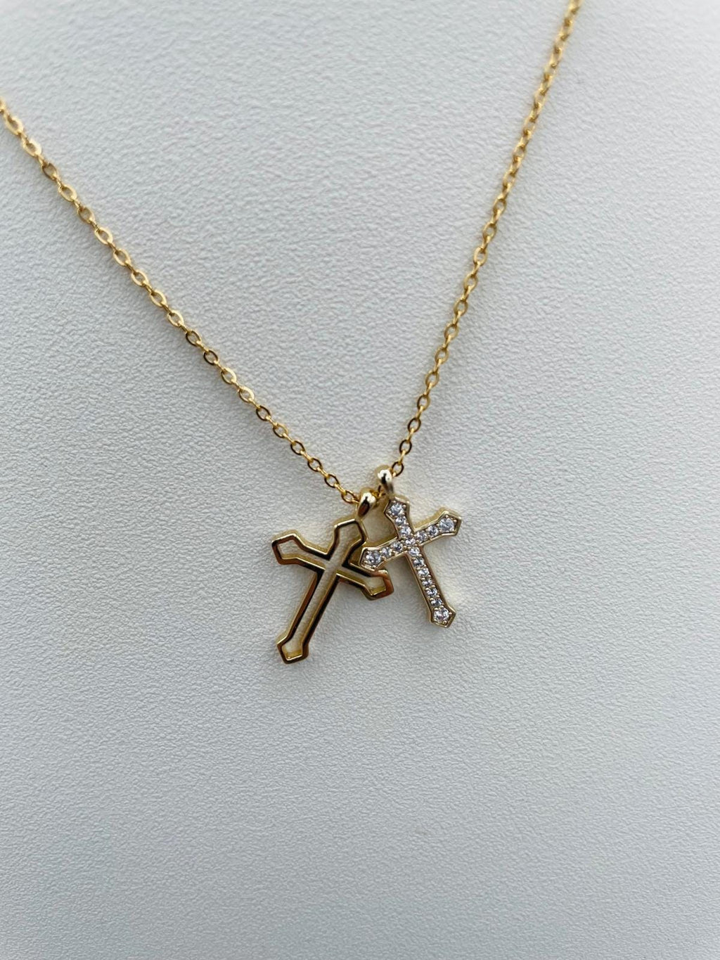 Collana color oro con doppia croce – cod. CAC-003