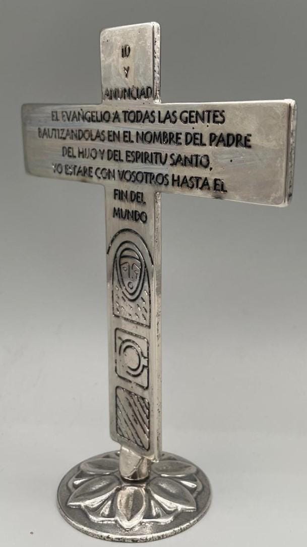 Croce itinerante da tavolo placcata argento – cod. DBPK205P-G