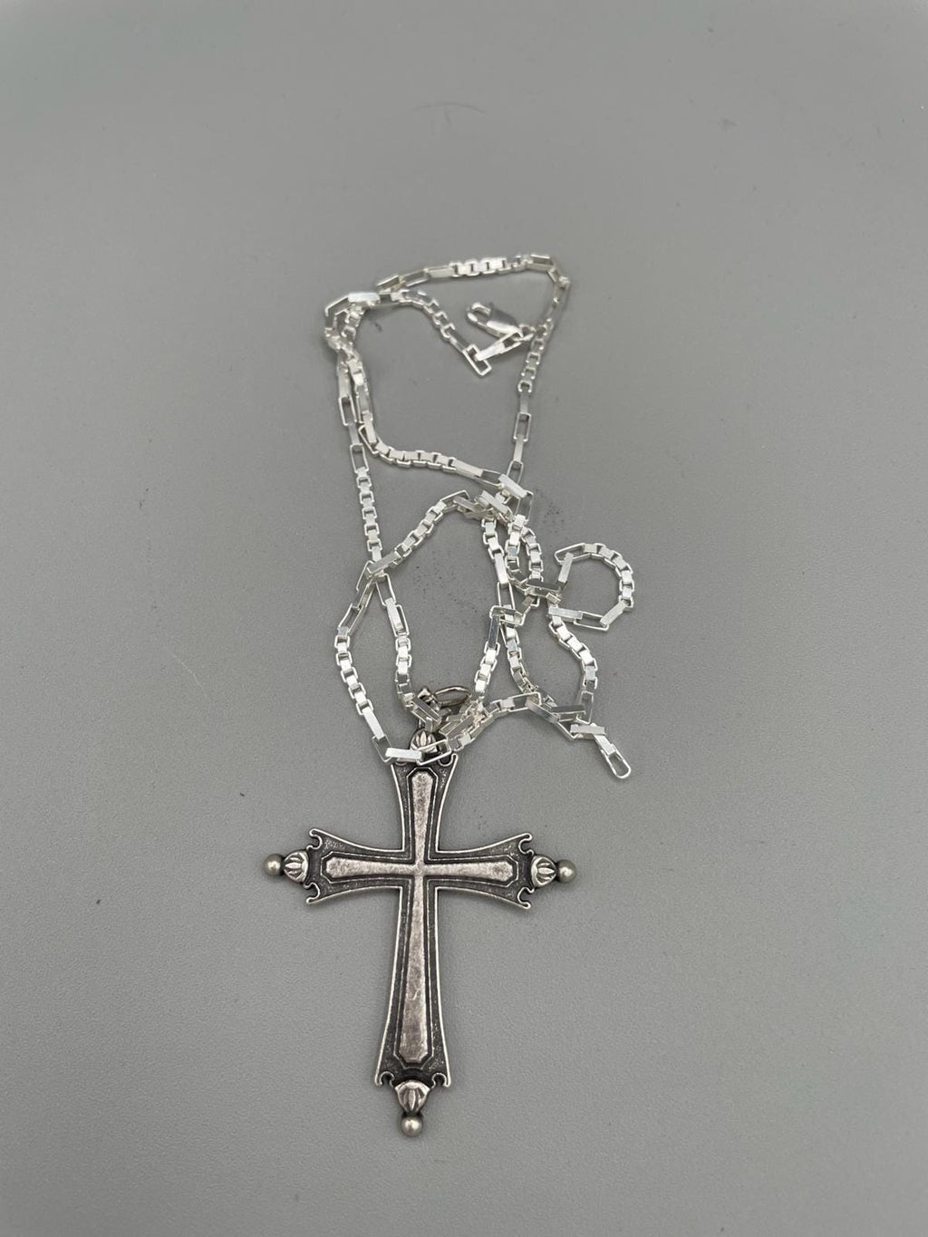 Catenina in argento con crocifisso Papa Leone