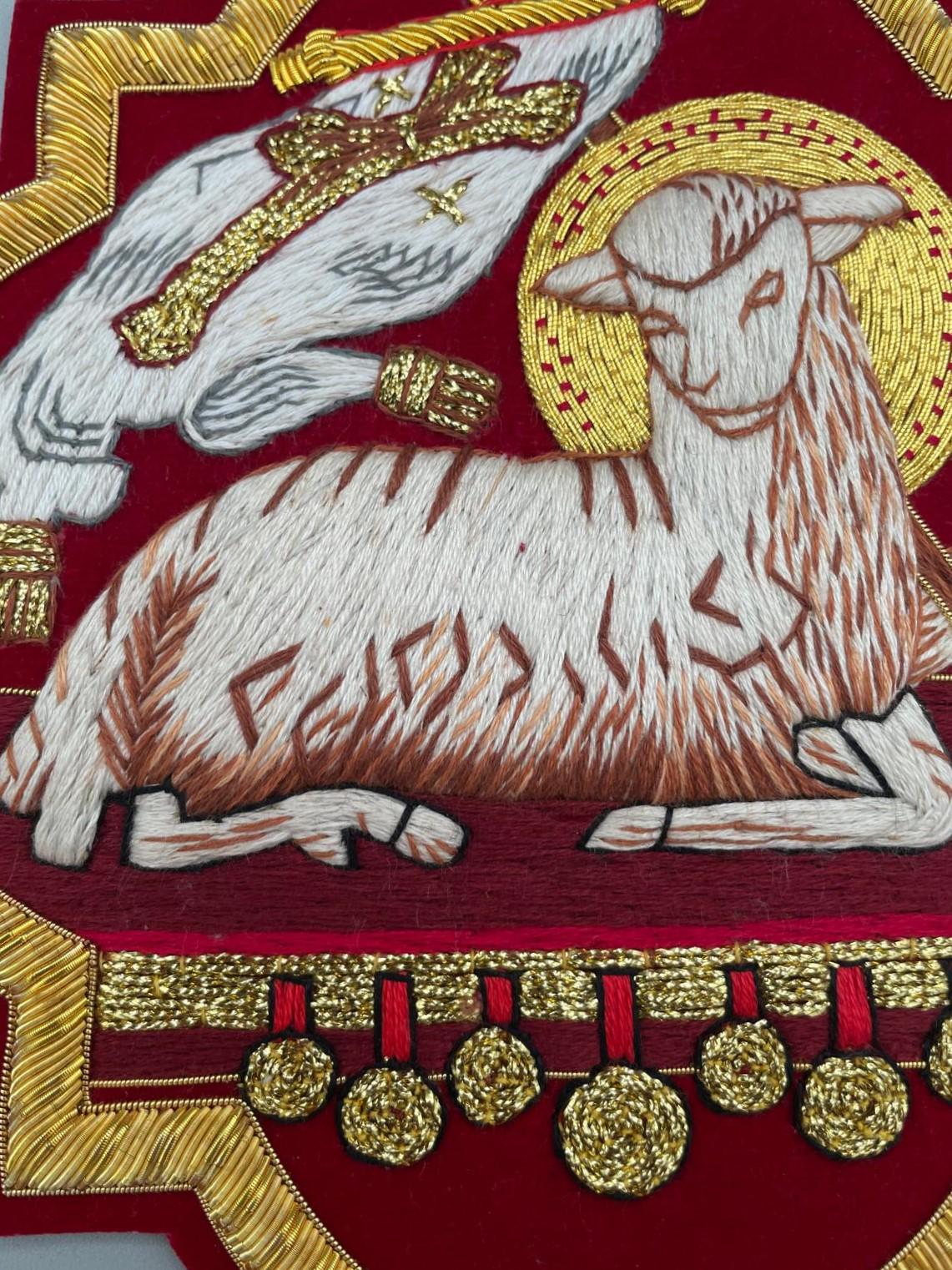 Icona Agnello di Dio ricamata a mano in filo oro