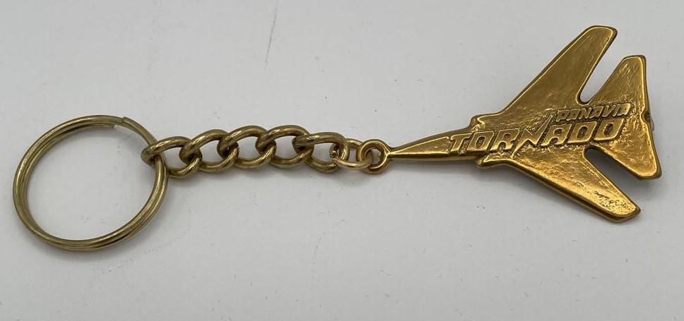 Vintage Brass-Coloured Metal Airplane Keychain – 12 cm