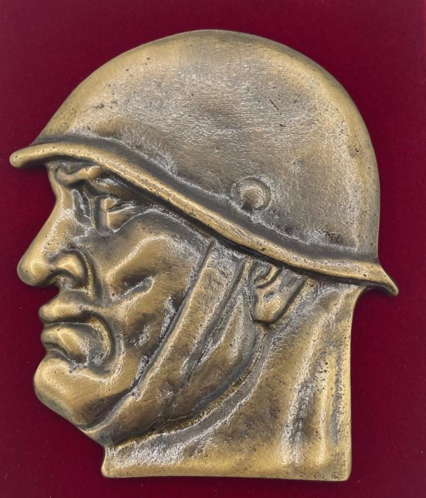 Bronze-Effect Metal Face of Benito Mussolini – 10x11 cm, Memorabilia