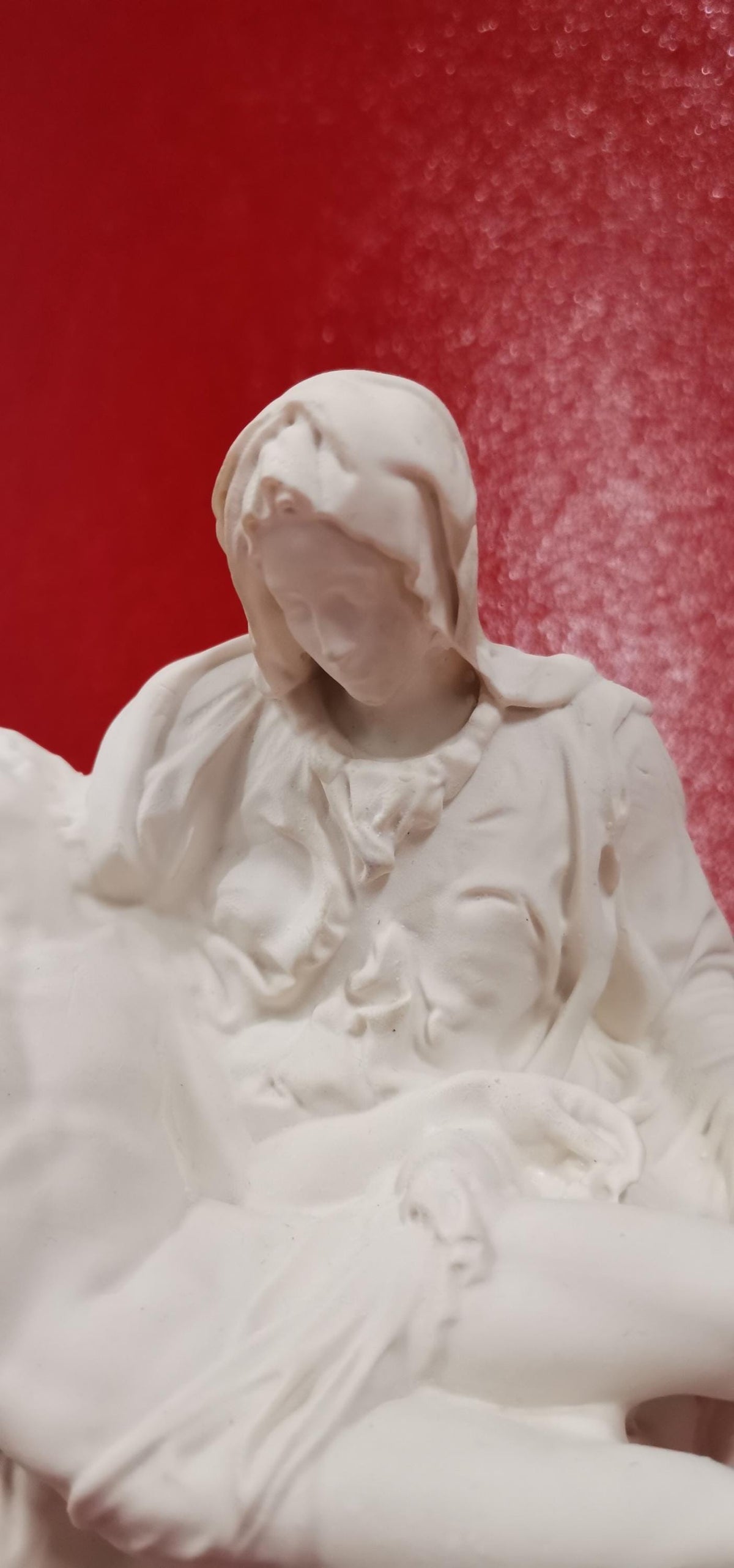 Statue Pietà de Michel-Ange en résine blanche effet marbre – 10 cm