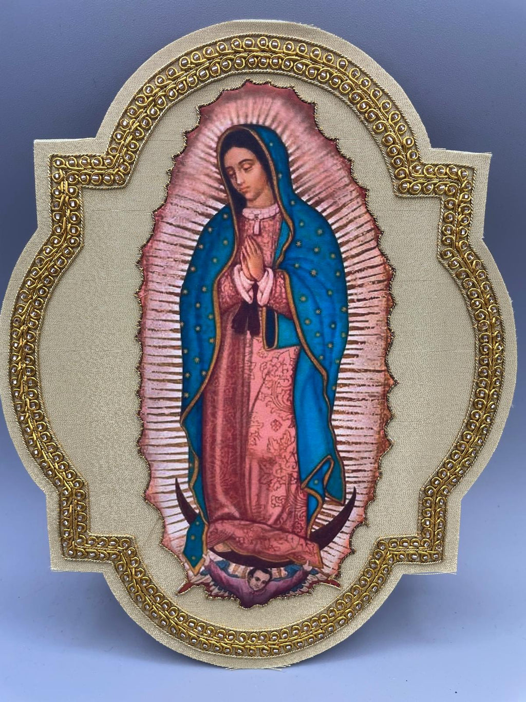 Quadro Ricamato con Filo Oro – Vergine di Guadalupe